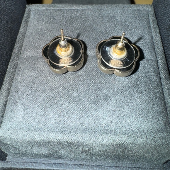 CHANEL Camélia Enamel, Faux Pearl & Crystal Stud Earrings - Picture 5 of 6